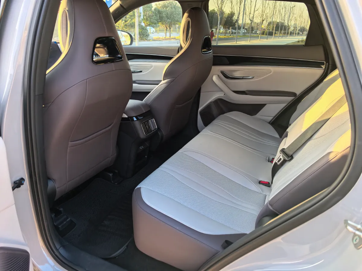 2025 BYD Song Plus 1.5L 101HP L4 E-CVT PHEV 18.3KWH,autocango,china used car exporter,china ev exporter,chinese used car exporter,chinese used ev exporter