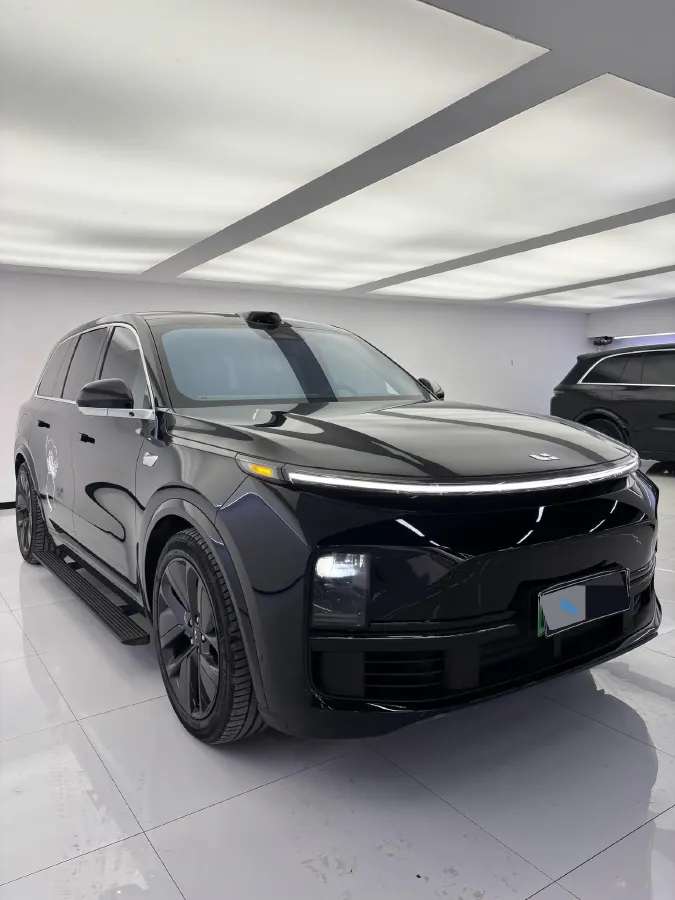 2022 Li L9 Range Extended 154HP REEV 42.6KWH,autocango,china used car exporter,china ev exporter,chinese used car exporter,chinese used ev exporter