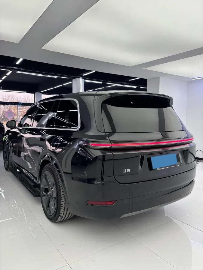 2022 Li L9 Range Extended 154HP REEV 42.6KWH,autocango,china used car exporter,china ev exporter,chinese used car exporter,chinese used ev exporter