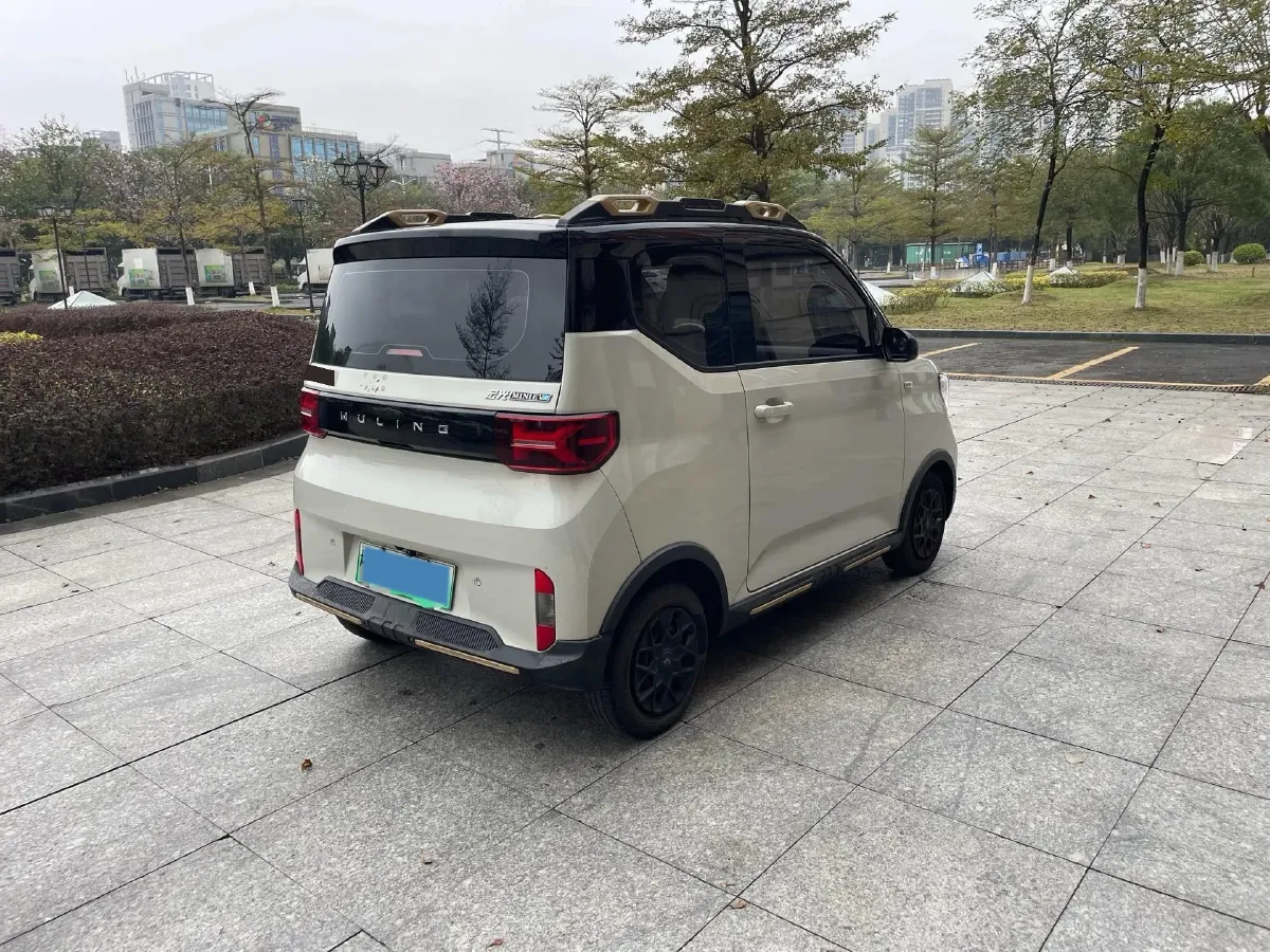 2022 WuLing HongGuang MINI EV BEV 26.5KWH,autocango,china used car exporter,china ev exporter,chinese used car exporter,chinese used ev exporter