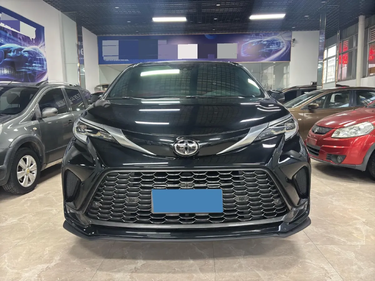 2024 Toyota Granvia 2.5L 189HP L4 E-CVT Hybrid,autocango,china used car exporter,china ev exporter,chinese used car exporter,chinese used ev exporter