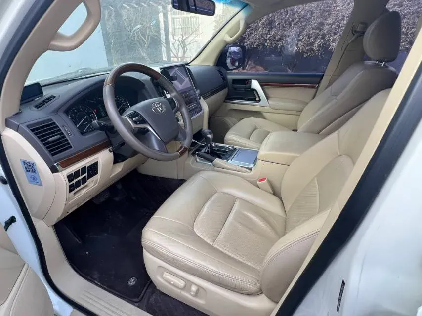 2015 Toyota Land Cruiser 4.0L 275HP V6 5AT,autocango,china used car exporter,china ev exporter,chinese used car exporter,chinese used ev exporter