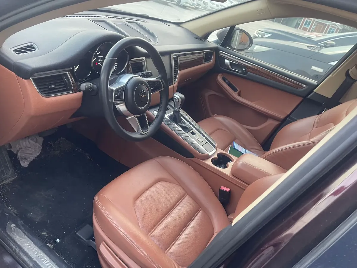 2017 Zotye SR9 2.0T 190HP L4 6DCT,autocango,china used car exporter,china ev exporter,chinese used car exporter,chinese used ev exporter