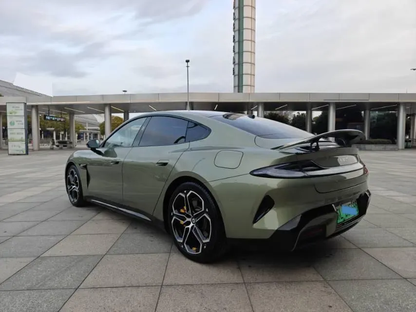 2024 MI SU7 BEV 101KWH,autocango,china used car exporter,china ev exporter,chinese used car exporter,chinese used ev exporter