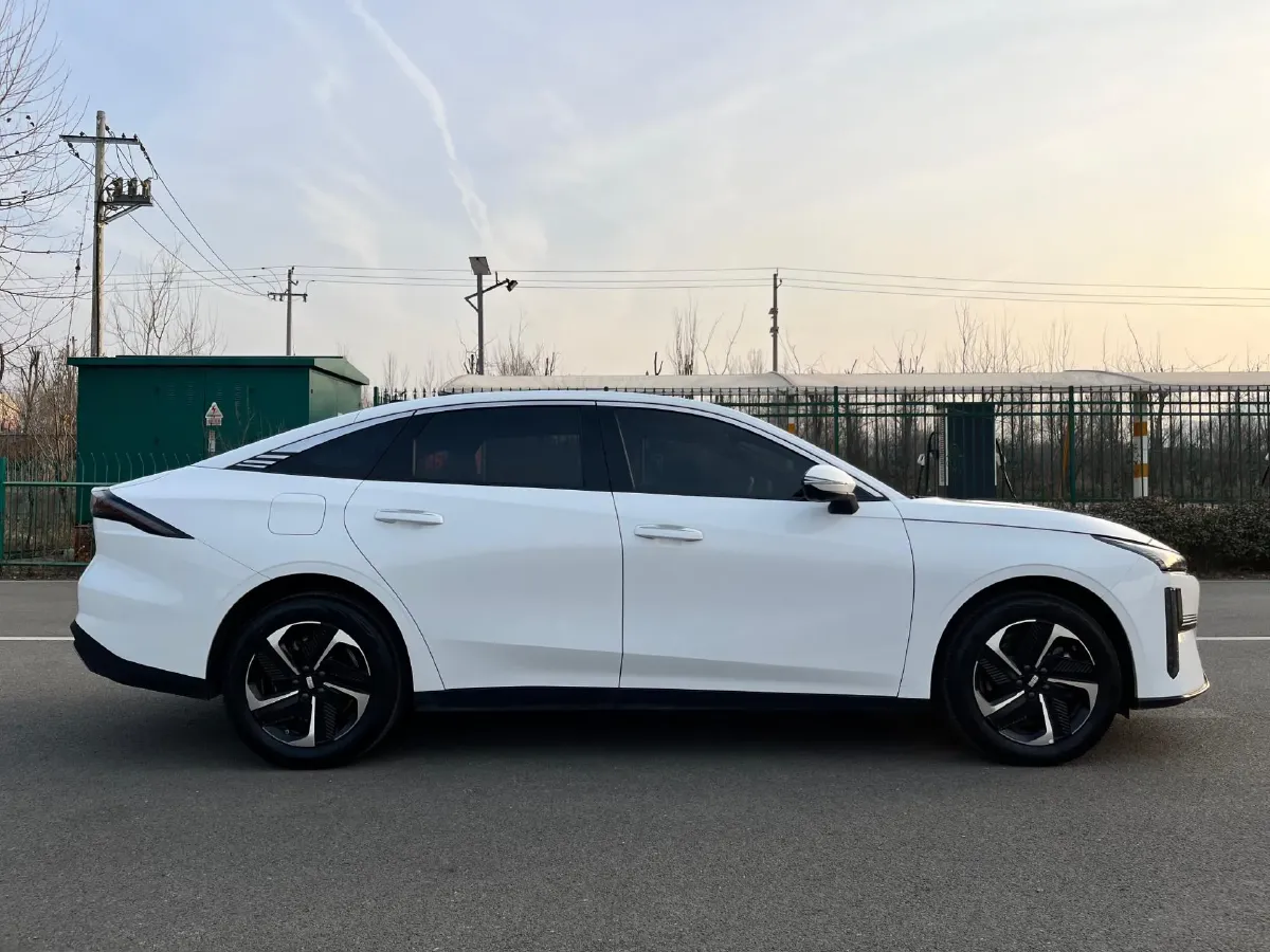 2025 BYD Seal 06 Wagon 1.5L 101HP L4 E-CVT PHEV,autocango,china used car exporter,china ev exporter,chinese used car exporter,chinese used ev exporter
