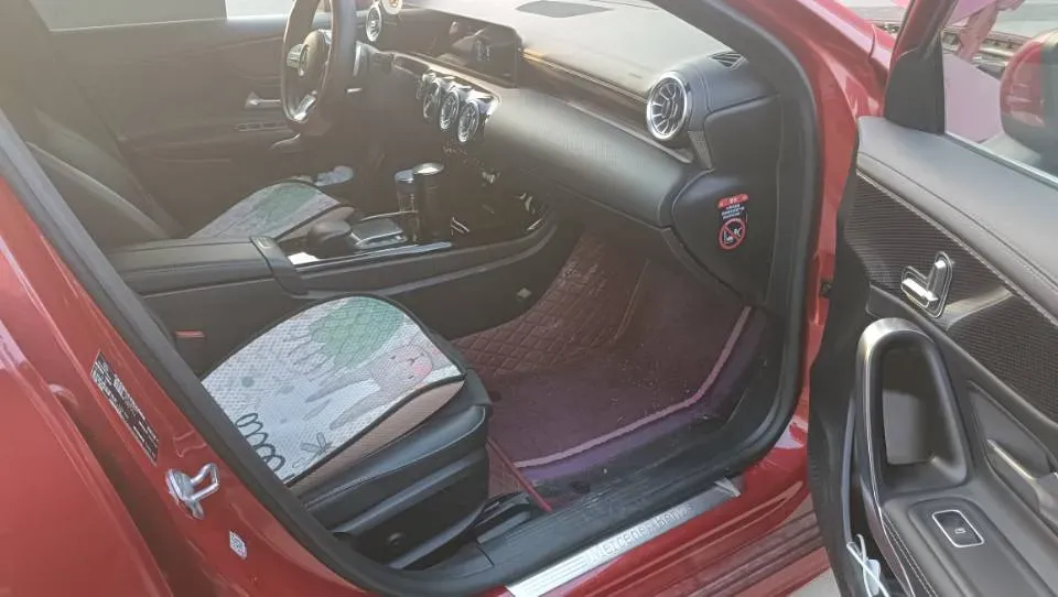 2022 Mercedes-Benz A Class 1.3T 163HP L4 7DCT,autocango,china used car exporter,china ev exporter,chinese used car exporter,chinese used ev exporter