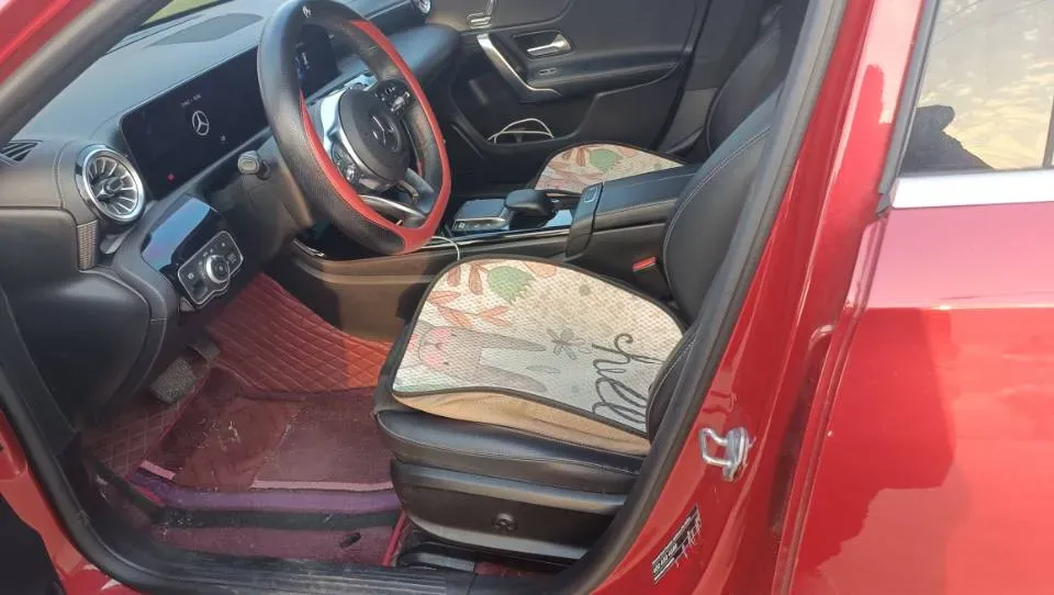 2022 Mercedes-Benz A Class 1.3T 163HP L4 7DCT,autocango,china used car exporter,china ev exporter,chinese used car exporter,chinese used ev exporter