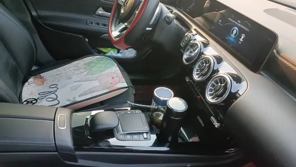 2022 Mercedes-Benz A Class 1.3T 163HP L4 7DCT,autocango,china used car exporter,china ev exporter,chinese used car exporter,chinese used ev exporter