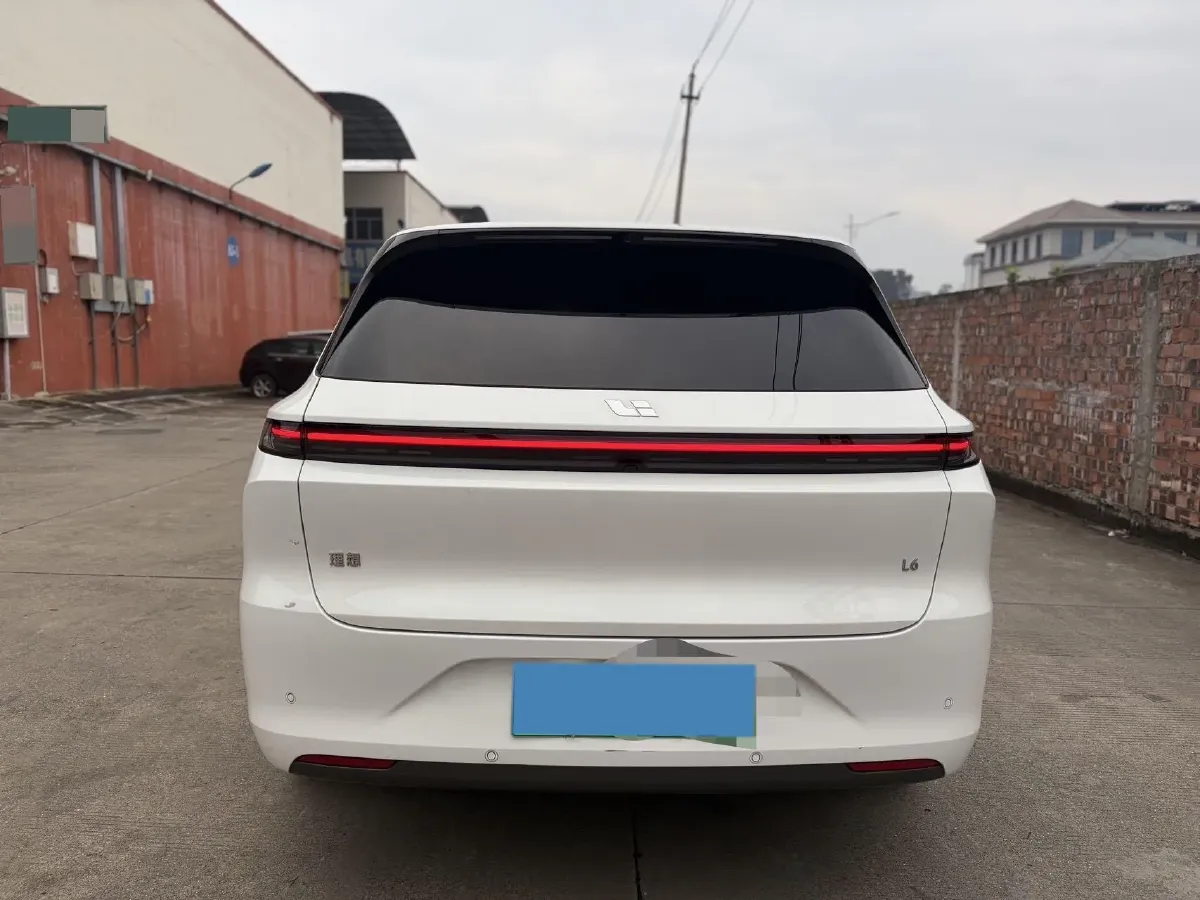 2024 Li L6 Range Extended 154HP L4 REEV 36.8KWH,autocango,china used car exporter,china ev exporter,chinese used car exporter,chinese used ev exporter