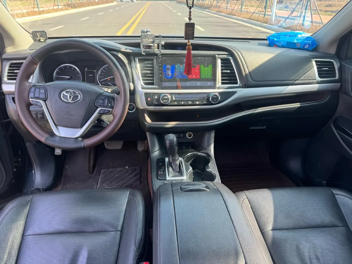 2018 Toyota Highlander 2.0T 220HP L4 6AT,autocango,china used car exporter,china ev exporter,chinese used car exporter,chinese used ev exporter