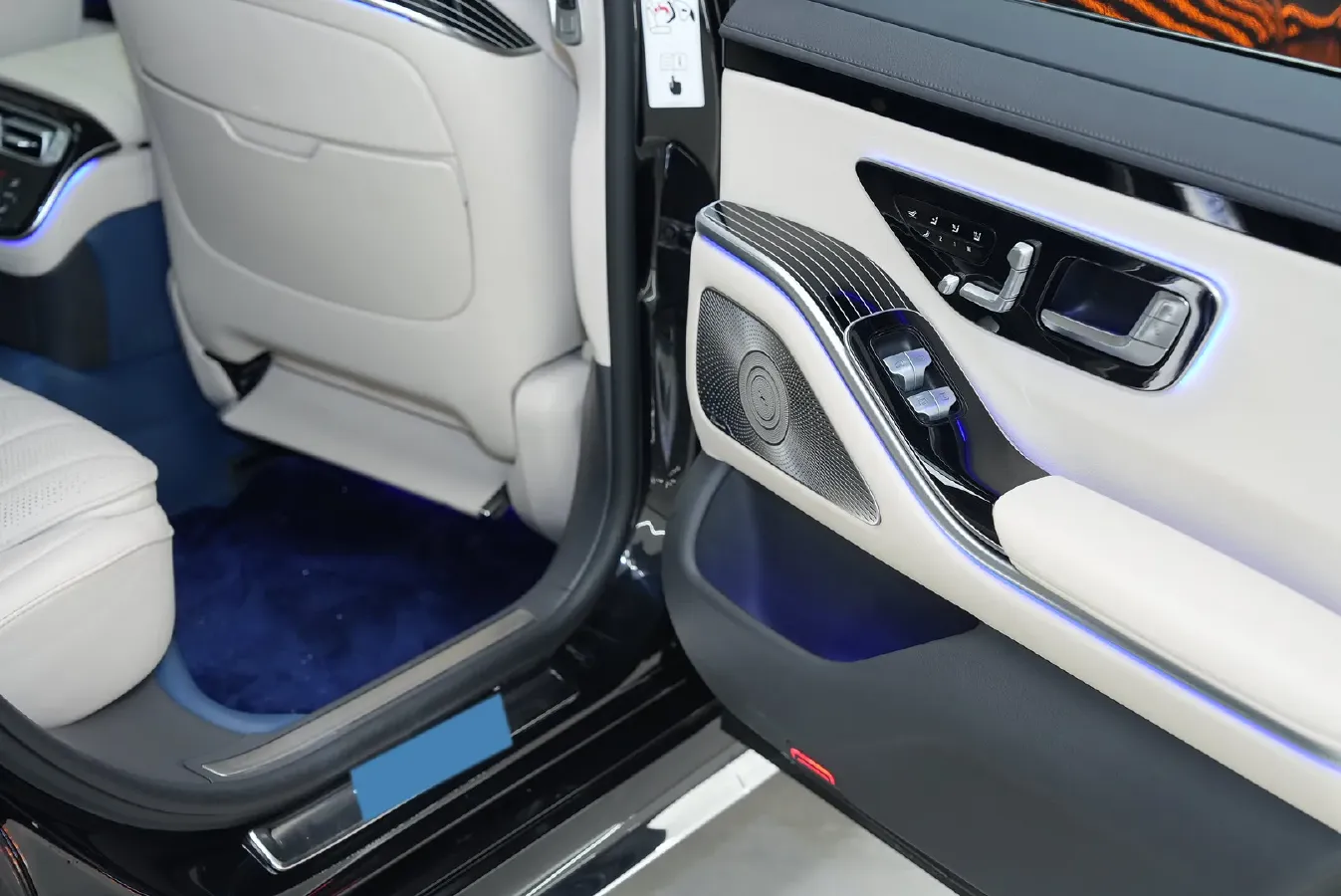 2022 Mercedes-Benz S Class 2.5T 367HP L6 9AT,autocango,china used car exporter,china ev exporter,chinese used car exporter,chinese used ev exporter