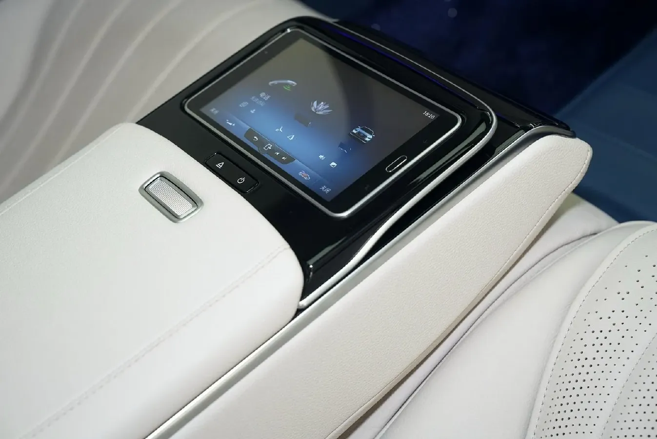 2022 Mercedes-Benz S Class 2.5T 367HP L6 9AT,autocango,china used car exporter,china ev exporter,chinese used car exporter,chinese used ev exporter