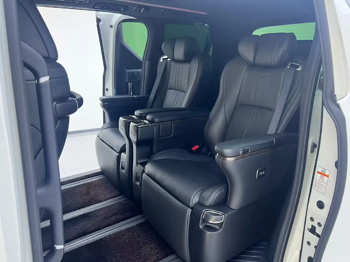 2021 Toyota Alphard 2.5L 117HP L4 E-CVT Hybrid,autocango,china used car exporter,china ev exporter,chinese used car exporter,chinese used ev exporter