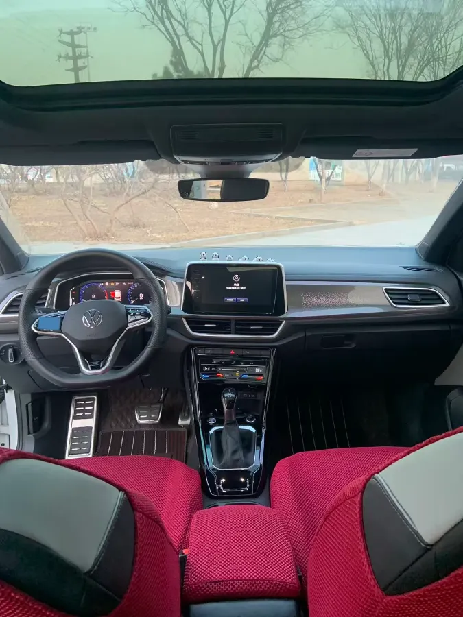 2023 Volkswagen T-Roc 1.5T 160HP L4 7DCT,autocango,china used car exporter,china ev exporter,chinese used car exporter,chinese used ev exporter