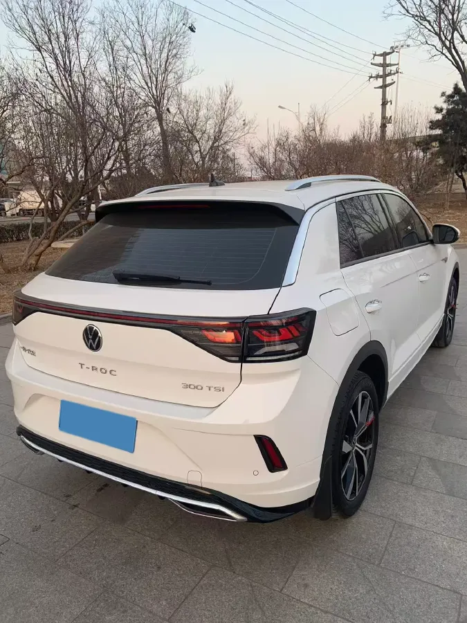 2023 Volkswagen T-Roc 1.5T 160HP L4 7DCT,autocango,china used car exporter,china ev exporter,chinese used car exporter,chinese used ev exporter