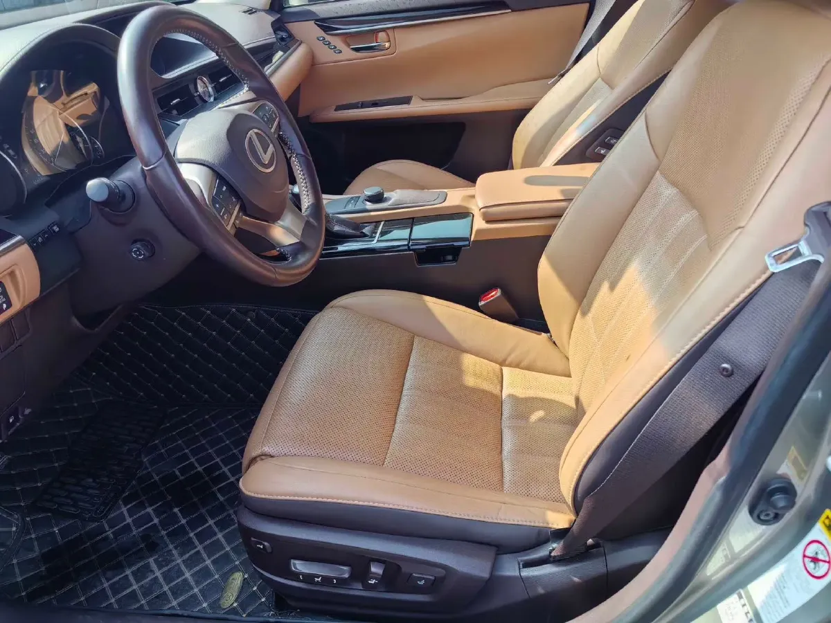 2017 Lexus ES 2.5L 160HP L4 E-CVT Hybrid,autocango,china used car exporter,china ev exporter,chinese used car exporter,chinese used ev exporter