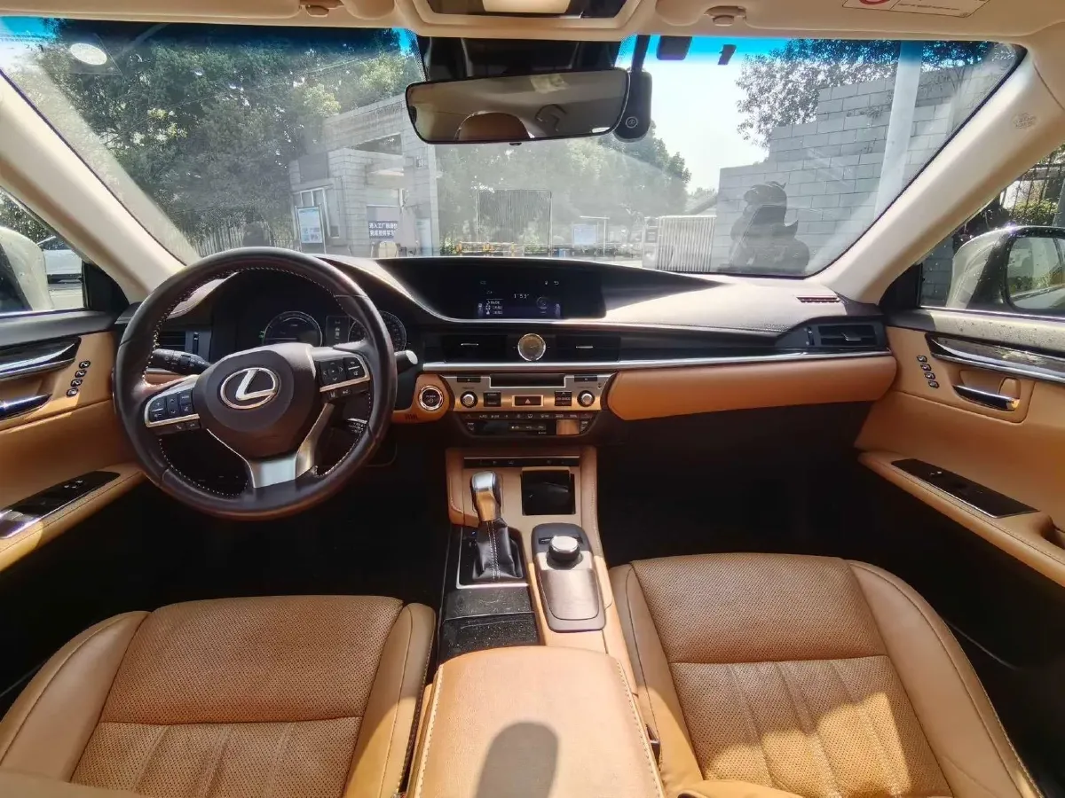 2017 Lexus ES 2.5L 160HP L4 E-CVT Hybrid,autocango,china used car exporter,china ev exporter,chinese used car exporter,chinese used ev exporter