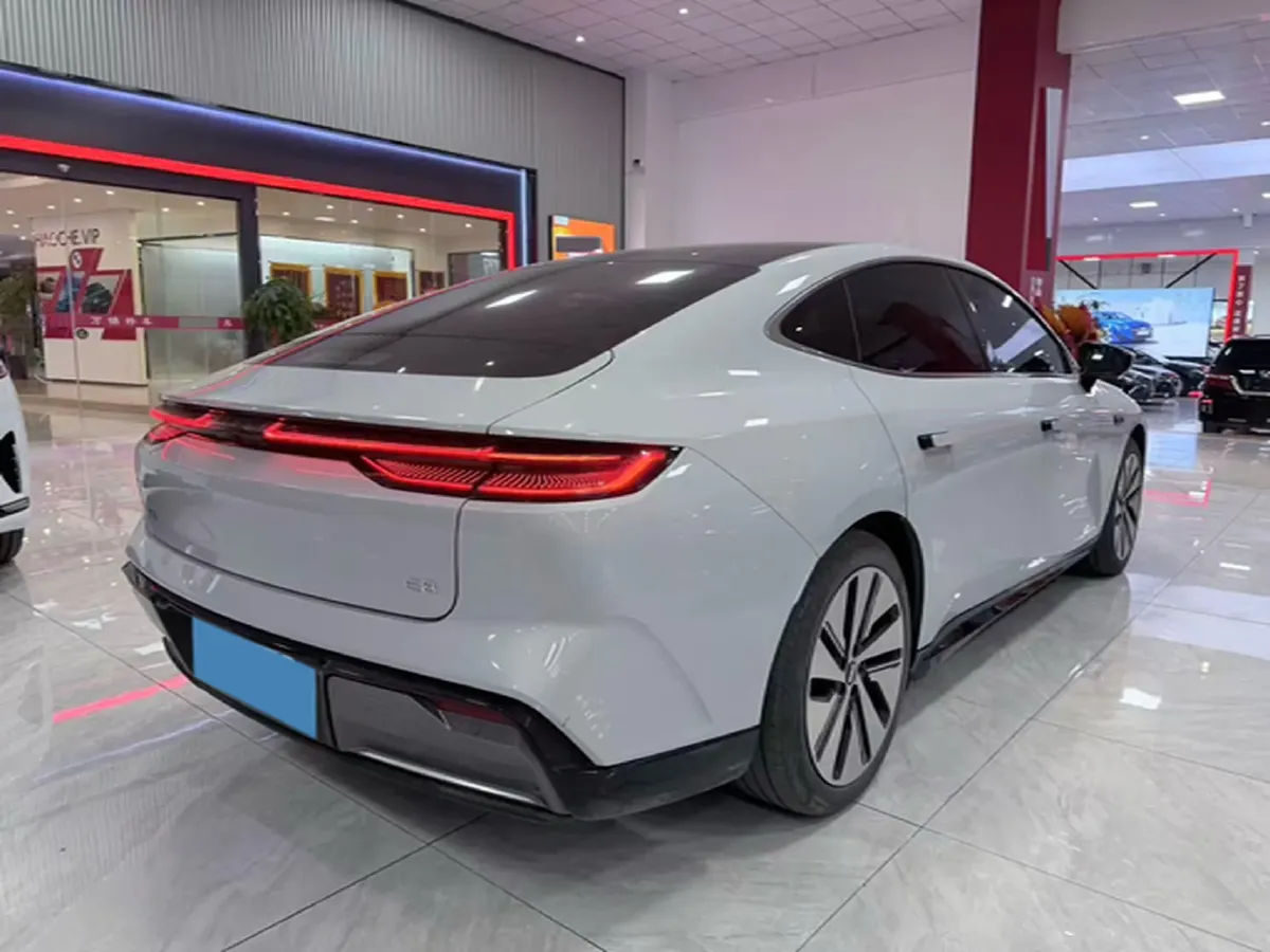 2024 Geely Galaxy E8 BEV 76KWH,autocango,china used car exporter,china ev exporter,chinese used car exporter,chinese used ev exporter