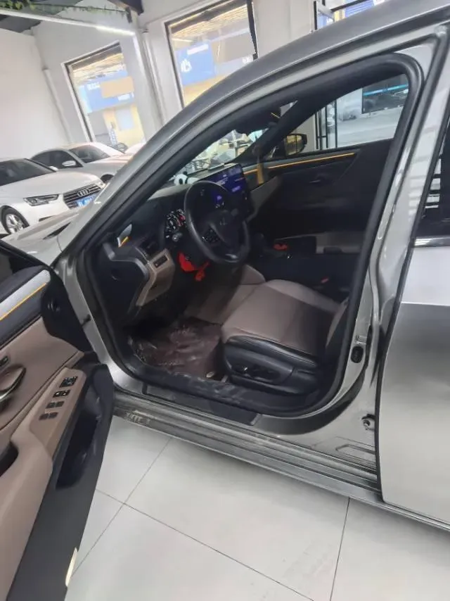 2024 Lexus ES 2.0L 173HP L4 CVT,autocango,china used car exporter,china ev exporter,chinese used car exporter,chinese used ev exporter
