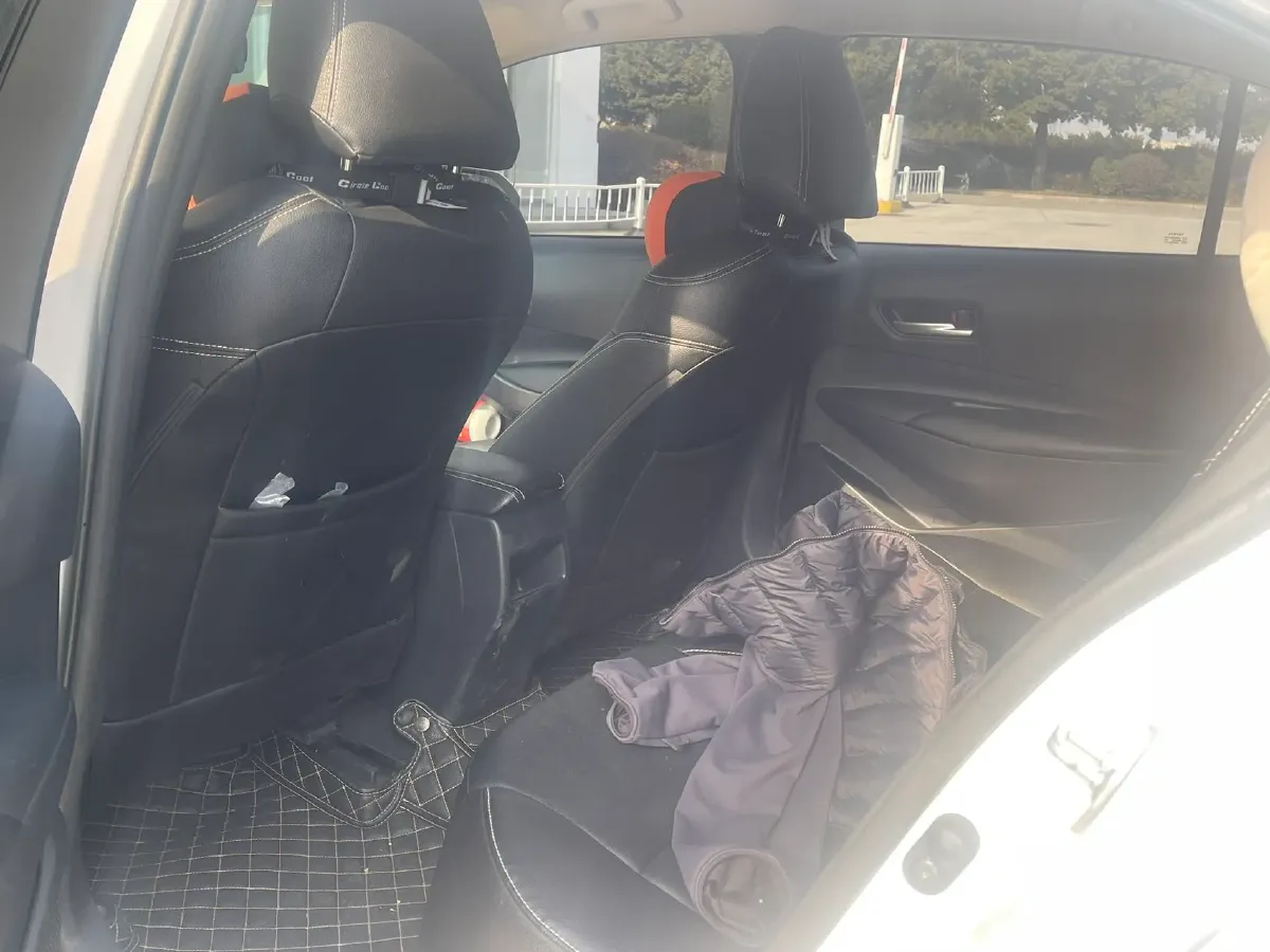 2021 Toyota Corolla 1.2T 116HP L4 CVT,autocango,china used car exporter,china ev exporter,chinese used car exporter,chinese used ev exporter