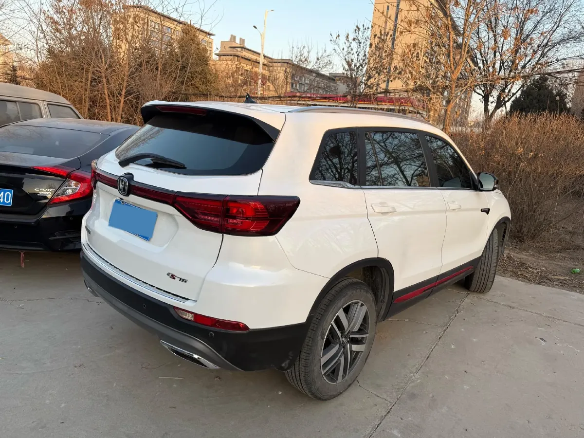 2023 ChangAn CS75 1.5T 188HP L4 7DCT,autocango,china used car exporter,china ev exporter,chinese used car exporter,chinese used ev exporter