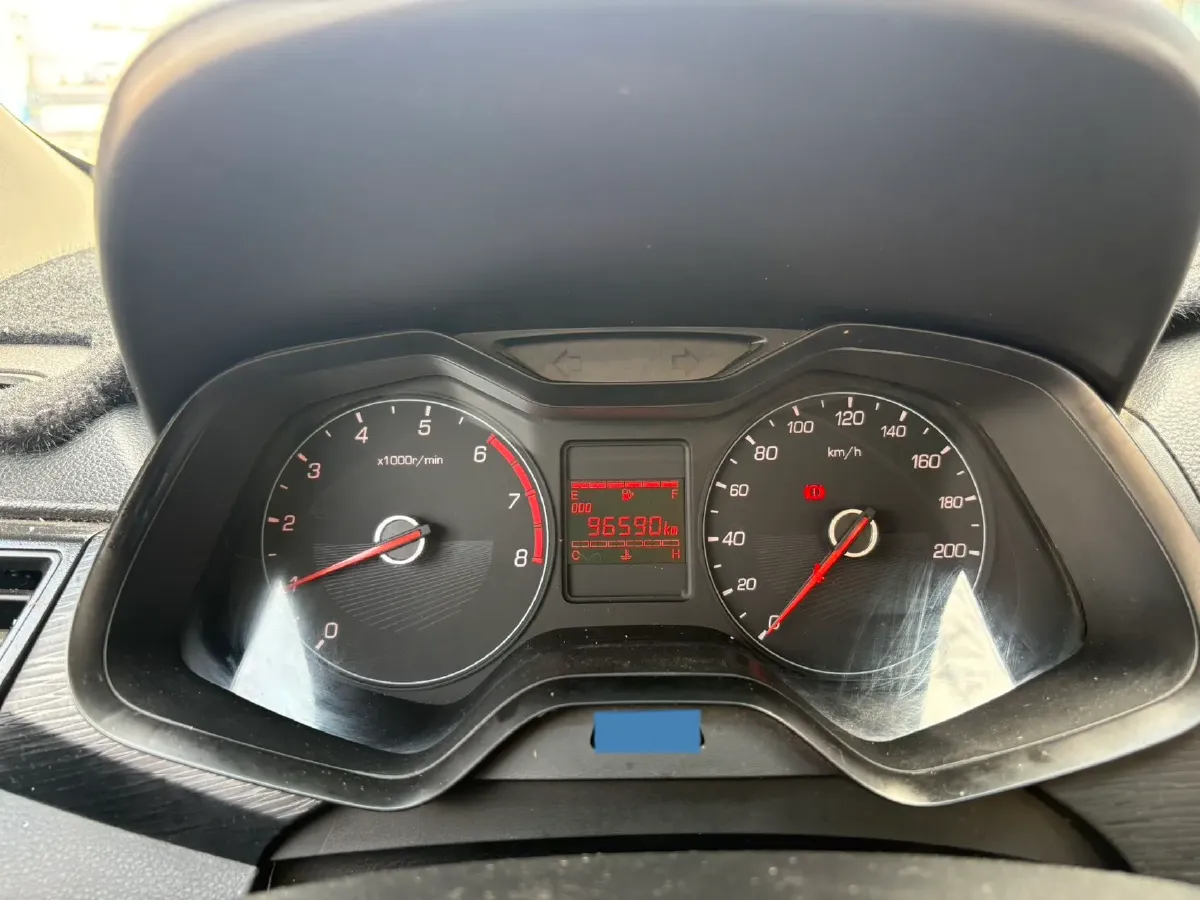 2016 BaoJun 310 1.2L 82HP L4 5MT,autocango,china used car exporter,china ev exporter,chinese used car exporter,chinese used ev exporter