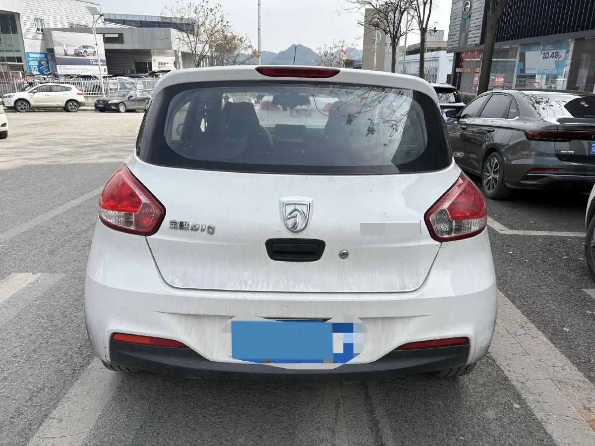 2016 BaoJun 310 1.2L 82HP L4 5MT,autocango,china used car exporter,china ev exporter,chinese used car exporter,chinese used ev exporter