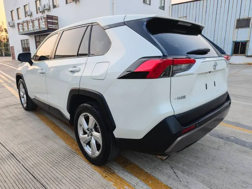 2020 Toyota RAV4 2.0L 171HP L4 CVT,autocango,china used car exporter,china ev exporter,chinese used car exporter,chinese used ev exporter