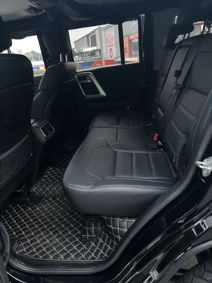 2023 Beijing BJ40 2.0T 224HP L4 8AT,autocango,china used car exporter,china ev exporter,chinese used car exporter,chinese used ev exporter