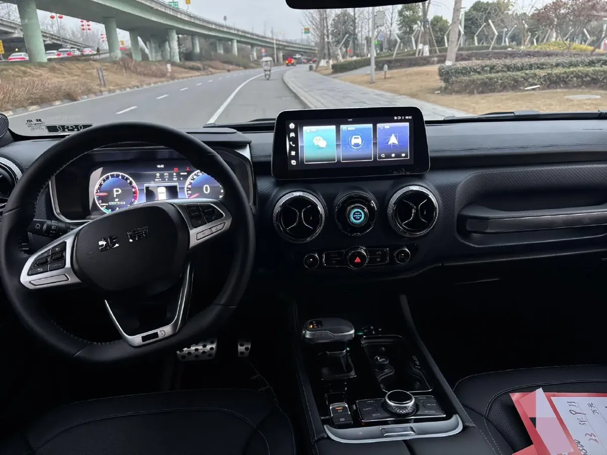 2023 Beijing BJ40 2.0T 224HP L4 8AT,autocango,china used car exporter,china ev exporter,chinese used car exporter,chinese used ev exporter