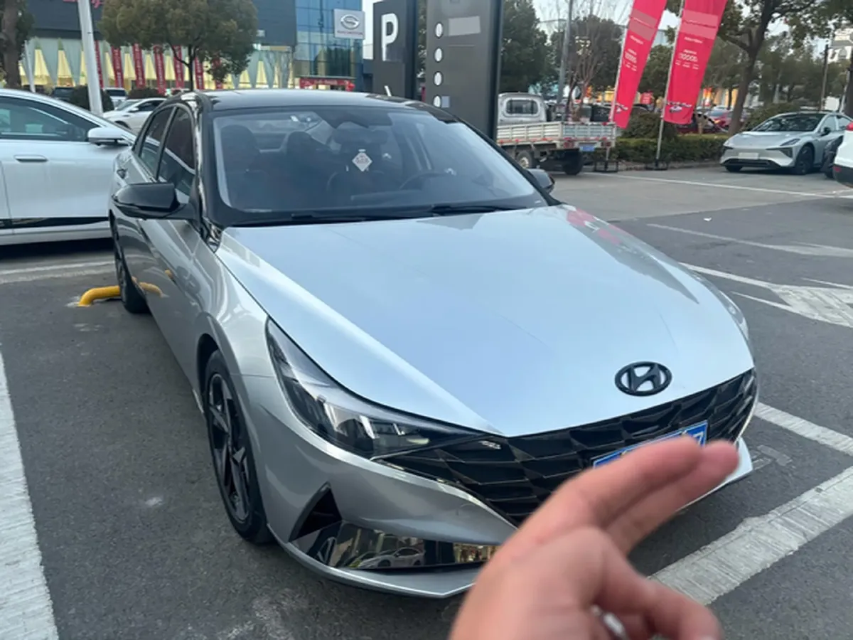 2022 Hyundai Elantra 1.5L 115HP L4 CVT,autocango,china used car exporter,china ev exporter,chinese used car exporter,chinese used ev exporter