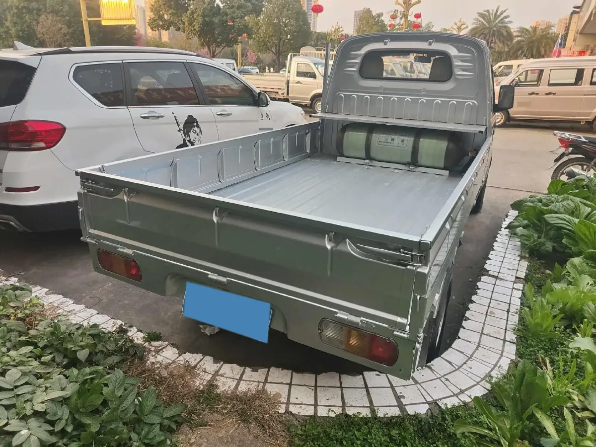 2020 WuLing RongGuang Mini Truck 1.5L 99HP L4 5MT,autocango,china used car exporter,china ev exporter,chinese used car exporter,chinese used ev exporter