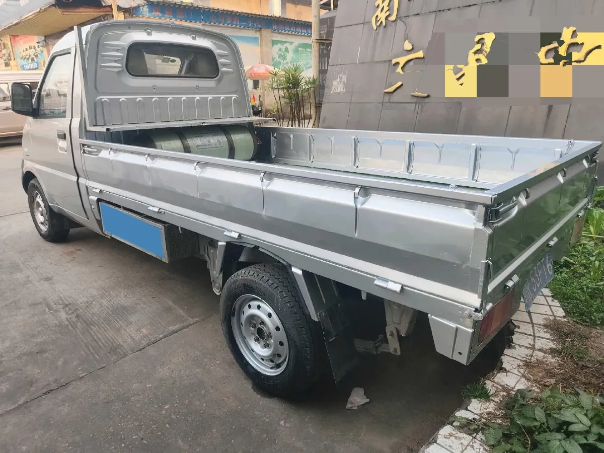 2020 WuLing RongGuang Mini Truck 1.5L 99HP L4 5MT,autocango,china used car exporter,china ev exporter,chinese used car exporter,chinese used ev exporter