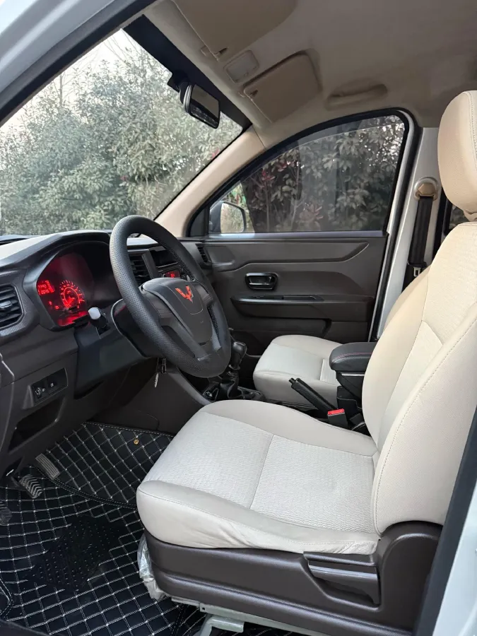 2022 JinBei Little Sea Lion X30 1.5L 102HP L4 5MT,autocango,china used car exporter,china ev exporter,chinese used car exporter,chinese used ev exporter