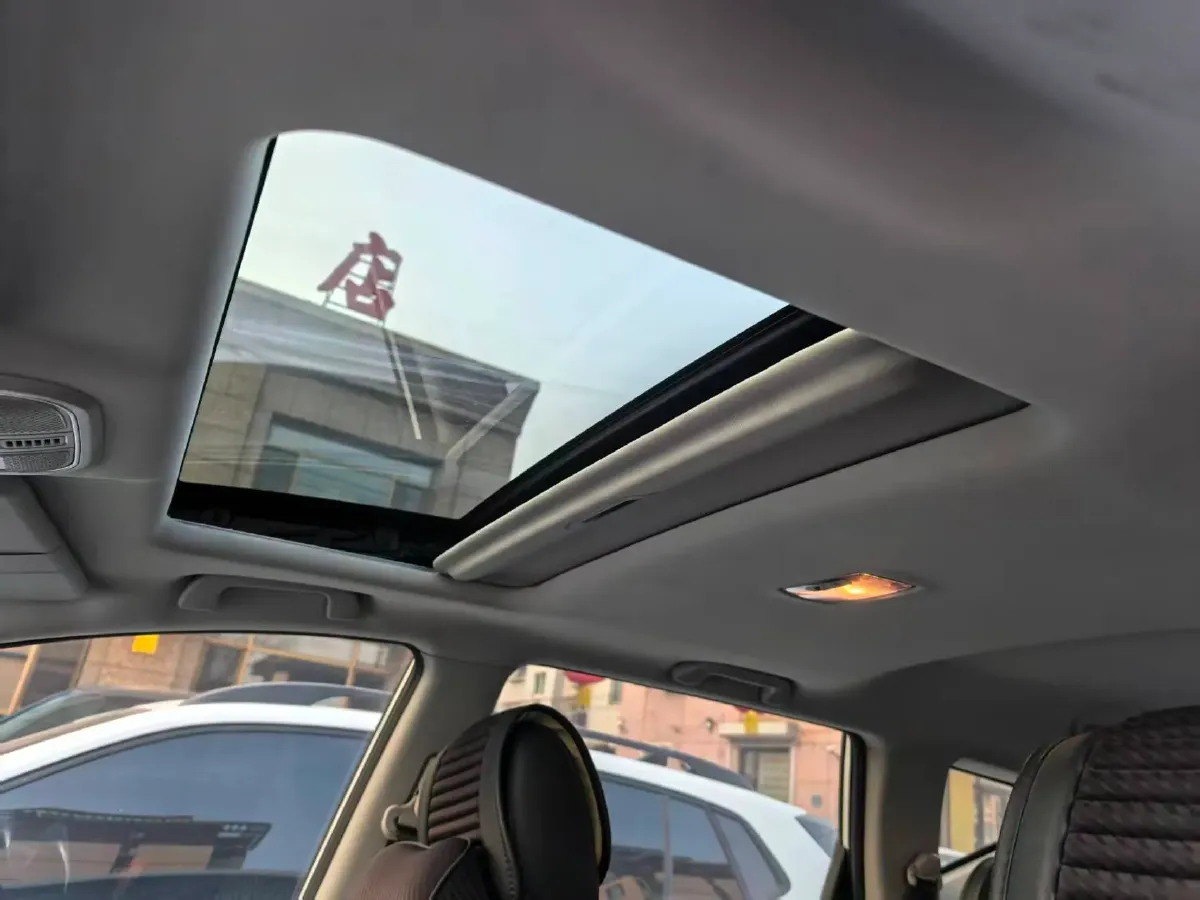 2019 Haval M6 1.5T 150HP L4 7DCT,autocango,china used car exporter,china ev exporter,chinese used car exporter,chinese used ev exporter