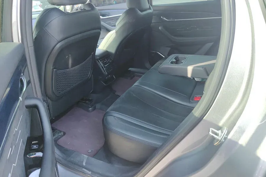 2024 Geely Monjaro 2.0T 238HP L4 8AT,autocango,china used car exporter,china ev exporter,chinese used car exporter,chinese used ev exporter