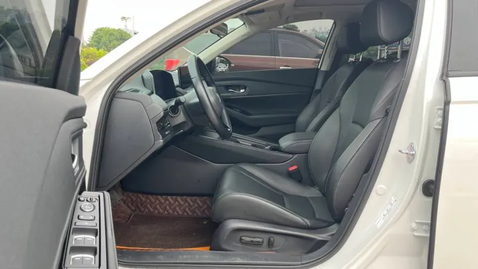 2023 Honda Accord 1.5T 192HP L4 CVT,autocango,china used car exporter,china ev exporter,chinese used car exporter,chinese used ev exporter