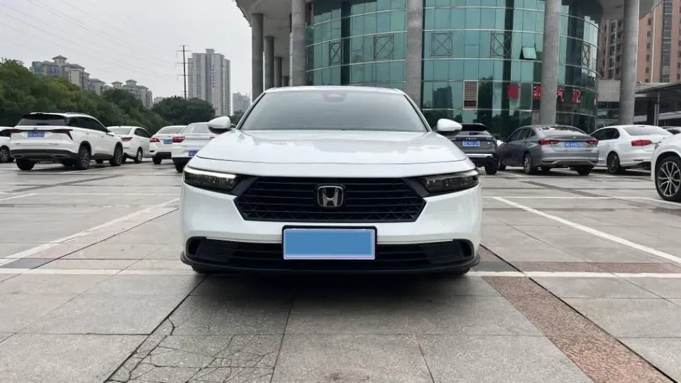 2023 Honda Accord 1.5T 192HP L4 CVT,autocango,china used car exporter,china ev exporter,chinese used car exporter,chinese used ev exporter