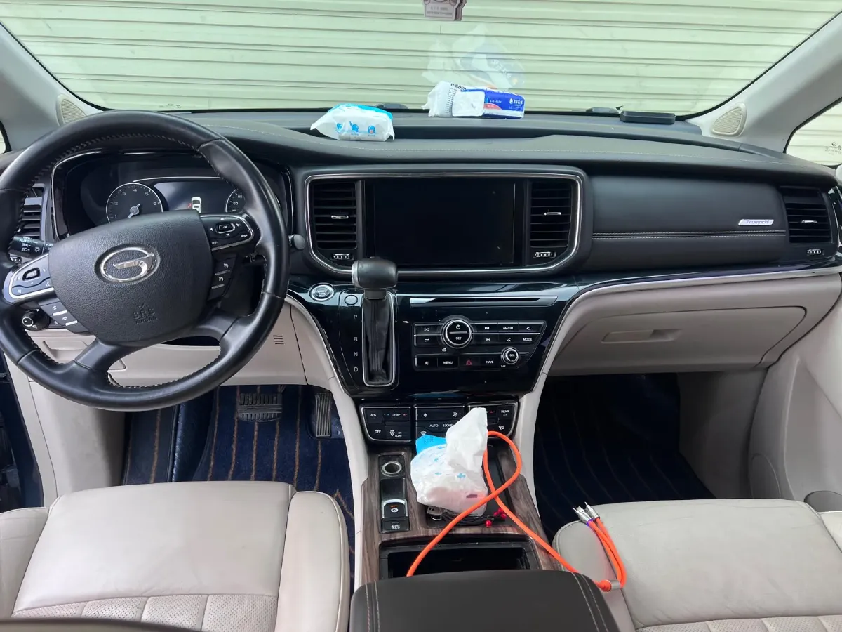 2018 GAC Trumpchi M8 2.0T 201HP L4 6AT,autocango,china used car exporter,china ev exporter,chinese used car exporter,chinese used ev exporter