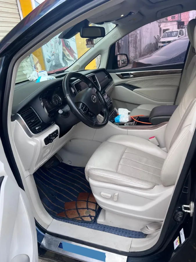 2018 GAC Trumpchi M8 2.0T 201HP L4 6AT,autocango,china used car exporter,china ev exporter,chinese used car exporter,chinese used ev exporter