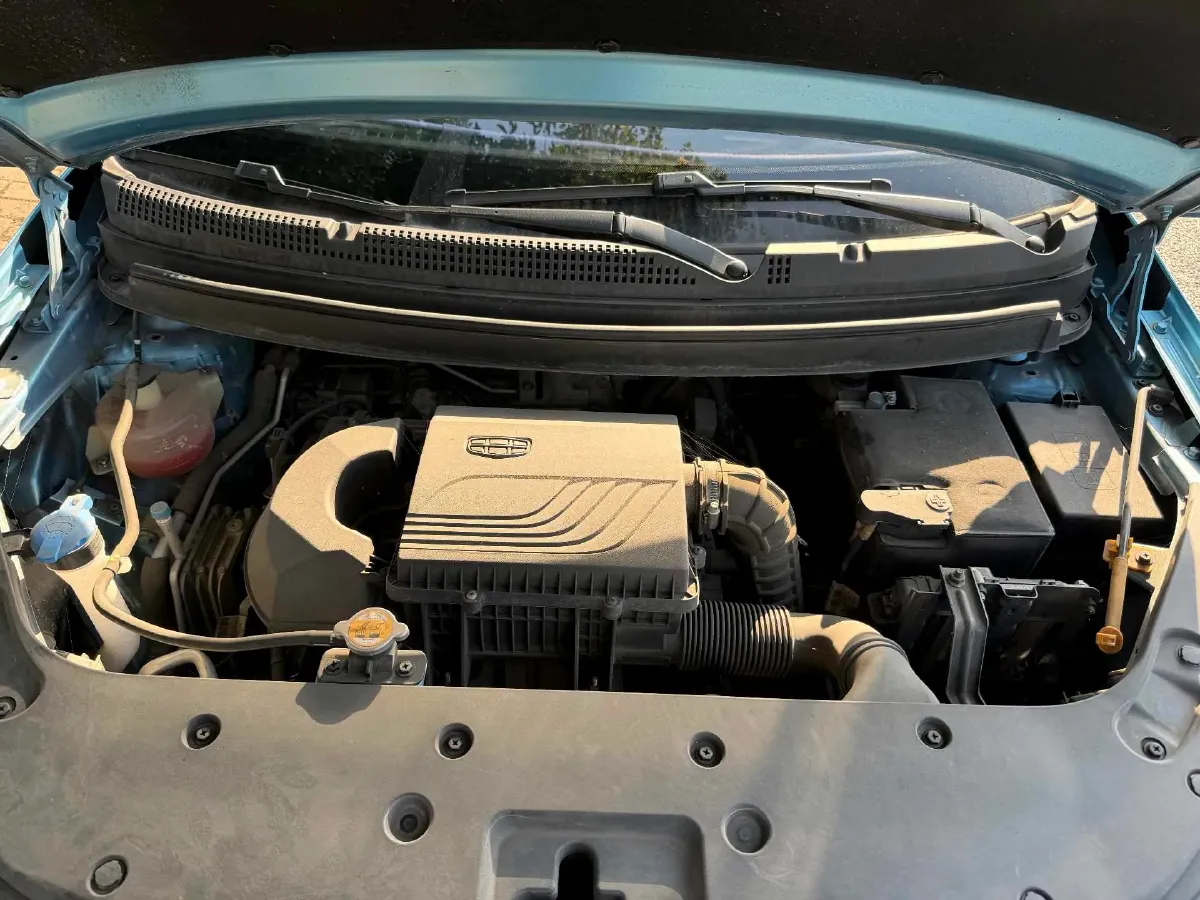 2021 Geely Vision X3 1.5L 109HP L4 5MT,autocango,china used car exporter,china ev exporter,chinese used car exporter,chinese used ev exporter