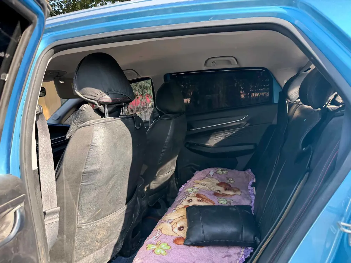 2021 Geely Vision X3 1.5L 109HP L4 5MT,autocango,china used car exporter,china ev exporter,chinese used car exporter,chinese used ev exporter