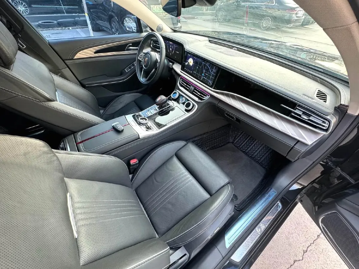 2020 HongQi H9 2.0T 252HP L4 7DCT,autocango,china used car exporter,china ev exporter,chinese used car exporter,chinese used ev exporter