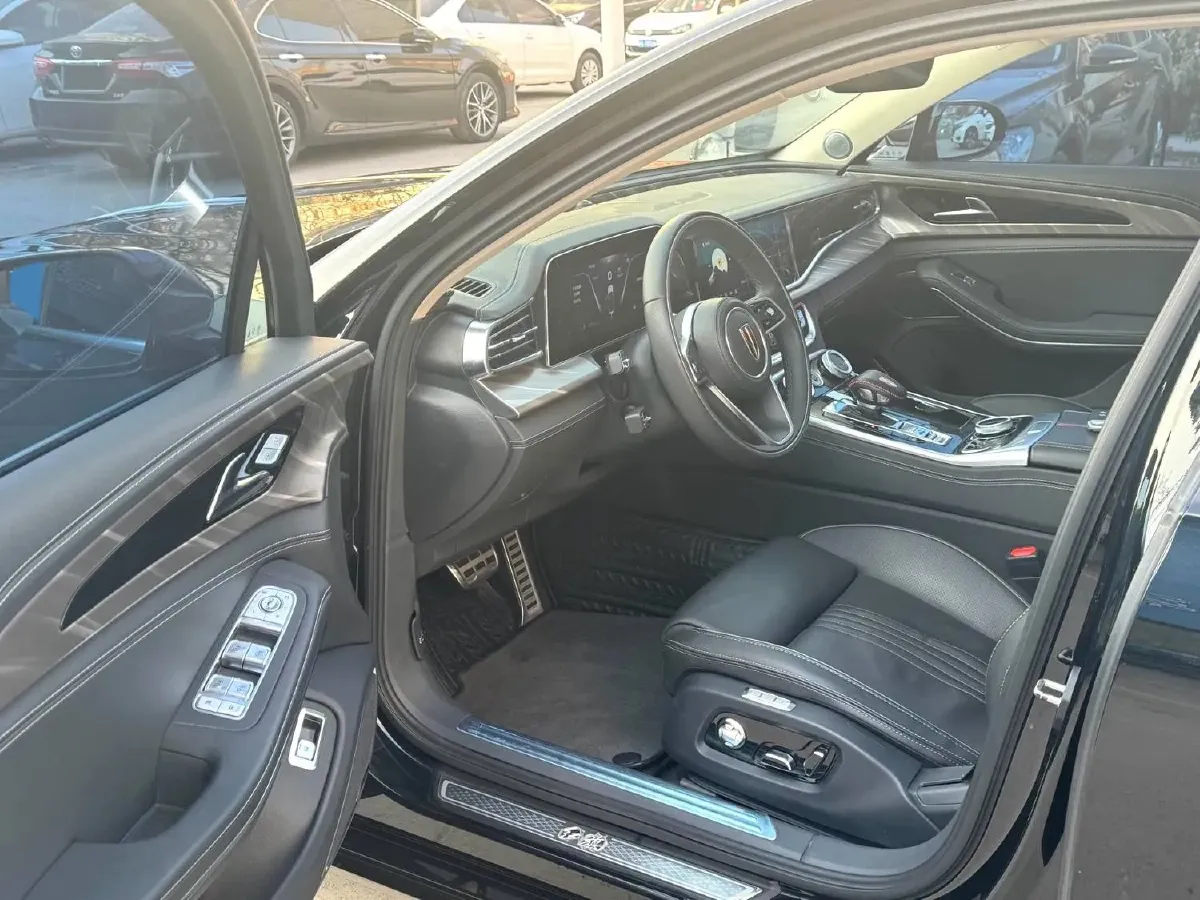 2020 HongQi H9 2.0T 252HP L4 7DCT,autocango,china used car exporter,china ev exporter,chinese used car exporter,chinese used ev exporter