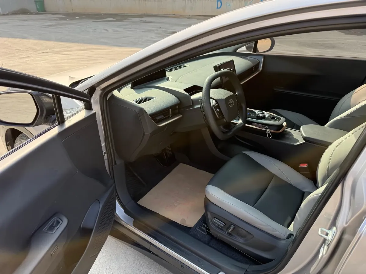 2023 Toyota bZ3 BEV 49.92KWH,autocango,china used car exporter,china ev exporter,chinese used car exporter,chinese used ev exporter