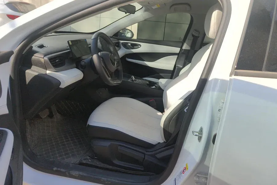 2025 BYD Seal05 DM-i 1.5L 101HP L4 E-CVT PHEV 7.68KWH,autocango,china used car exporter,china ev exporter,chinese used car exporter,chinese used ev exporter