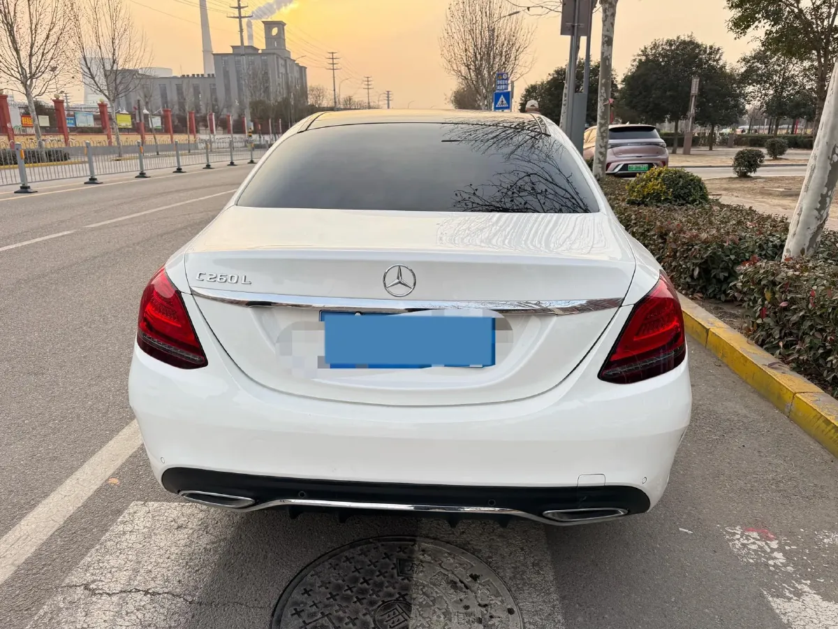 2021 Mercedes-Benz C Class 1.5T 184HP L4 9AT,autocango,china used car exporter,china ev exporter,chinese used car exporter,chinese used ev exporter