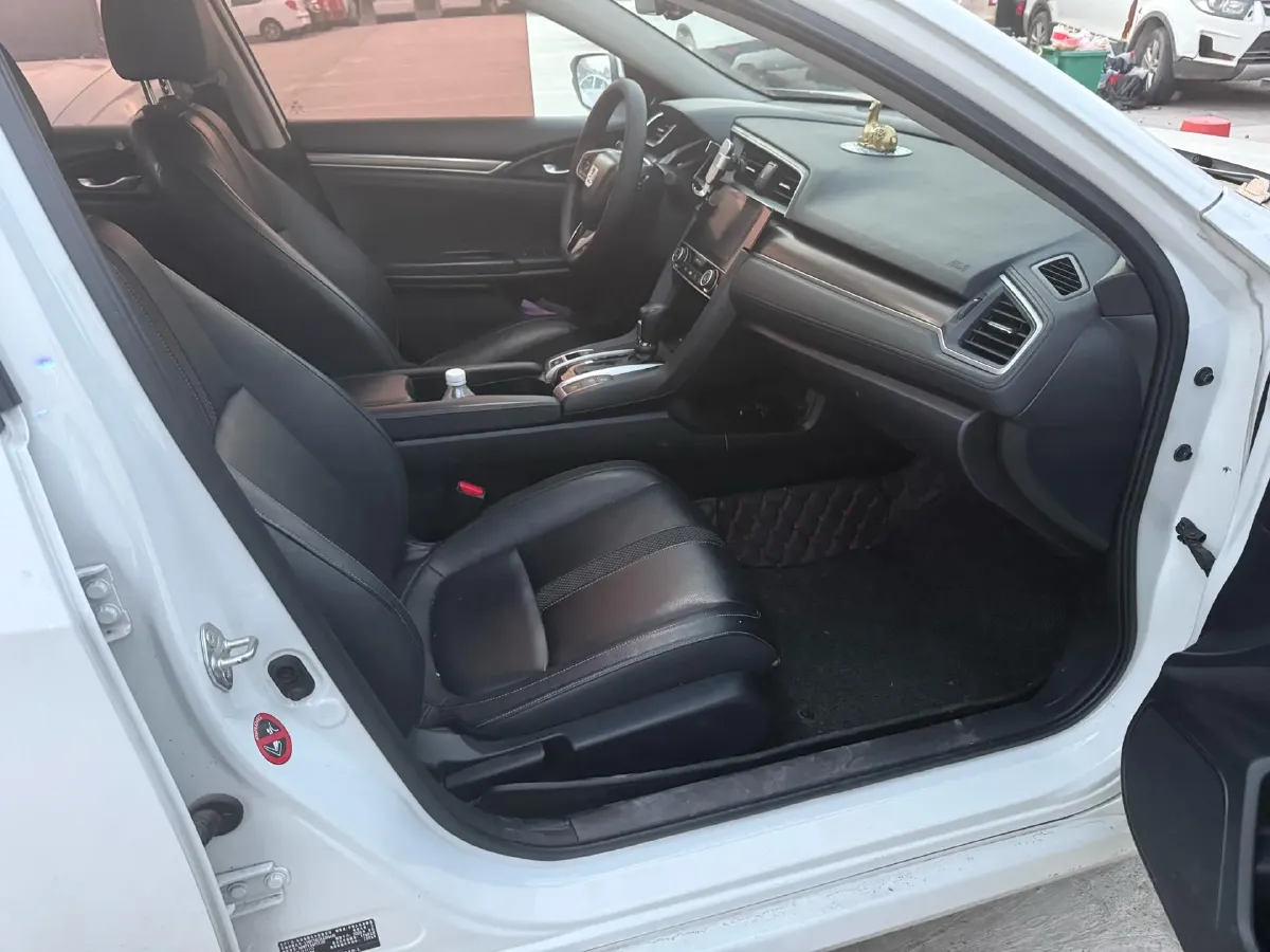 2019 Honda Civic 1.5T 177HP L4 CVT,autocango,china used car exporter,china ev exporter,chinese used car exporter,chinese used ev exporter