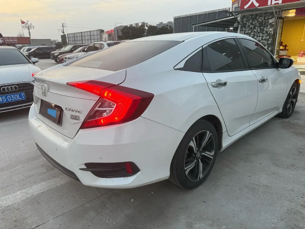 2019 Honda Civic 1.5T 177HP L4 CVT,autocango,china used car exporter,china ev exporter,chinese used car exporter,chinese used ev exporter