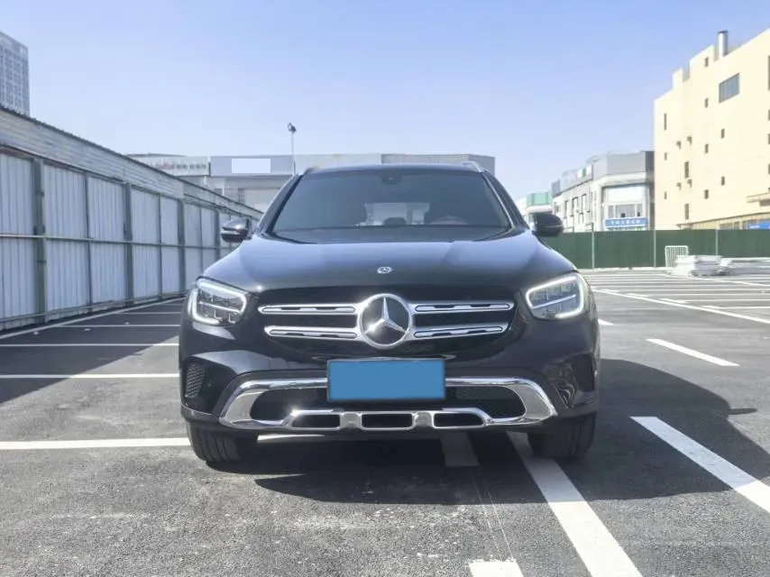 2021 Mercedes-Benz GLC Class 2.0T 197HP L4 9AT,autocango,china used car exporter,china ev exporter,chinese used car exporter,chinese used ev exporter